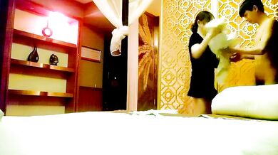 ❤️√ 【秦少会所探花】24.08.10 偷拍 真实攻略会所女子 女技师 一条龙服务 探花 专挑大奶技师  (8)